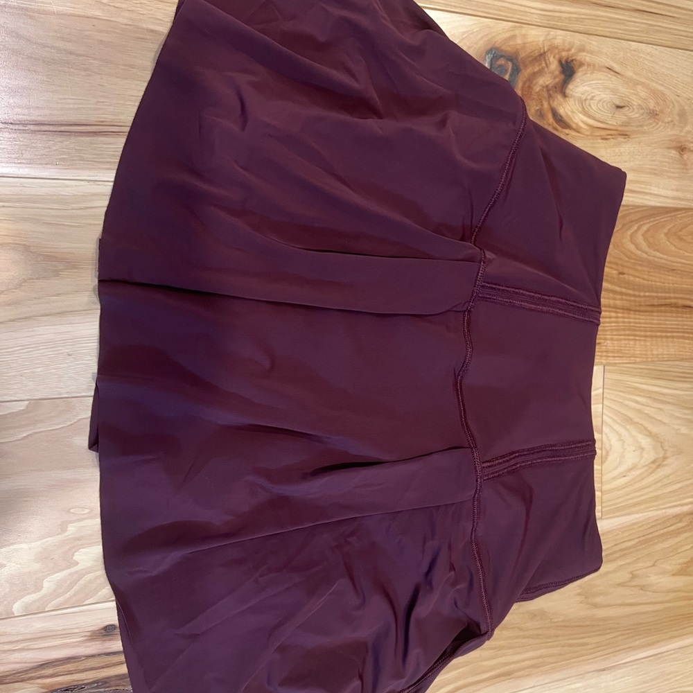 Lululemon skirt/shorts size 4